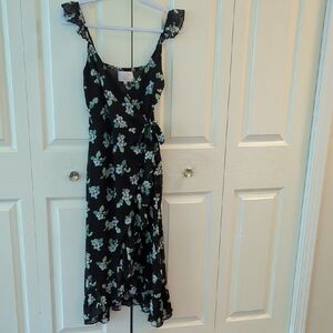 Chic Black Floral Midi Dress